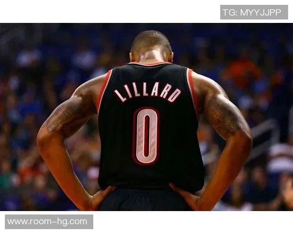 开拓者媒体人杨瀚森亲历亚当斯力量展现感受最强壮之人魅力