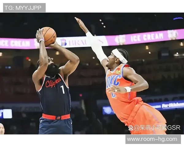 莱昂纳德尽管三分失准仍砍下24分12板5助2帽助球队赢得胜利